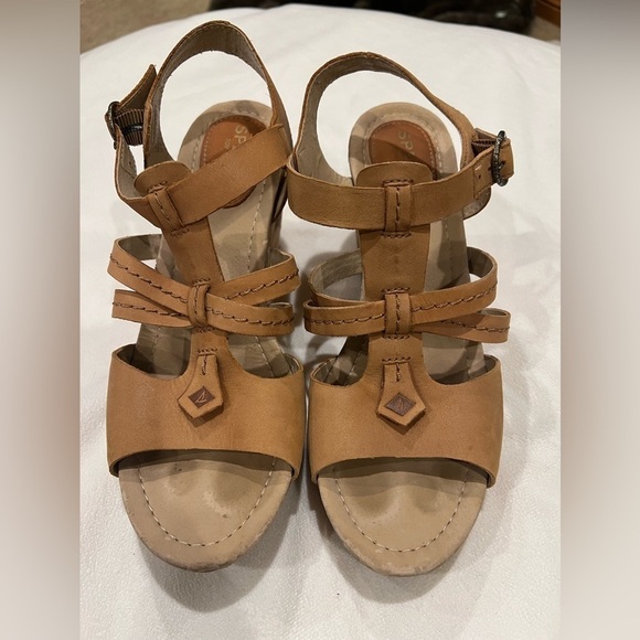 Women’s Tan/Camel Sperry Open Toe Wedge Heel Size 7.5 - Picture 2 of 9